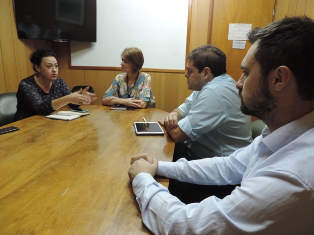 Equipe do Hospital Nove de Julho em reunião com gerências da Santa Casa