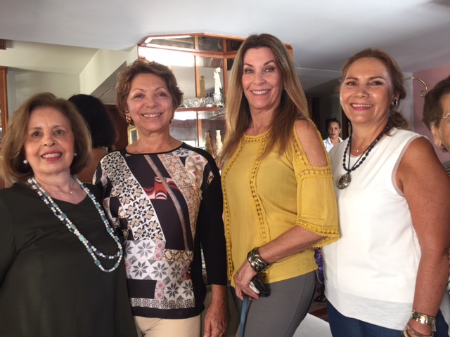 Liliane Haikal, Neuza Urquiza Correia, Raquel Piccinin e Ana Maria Andreetta 